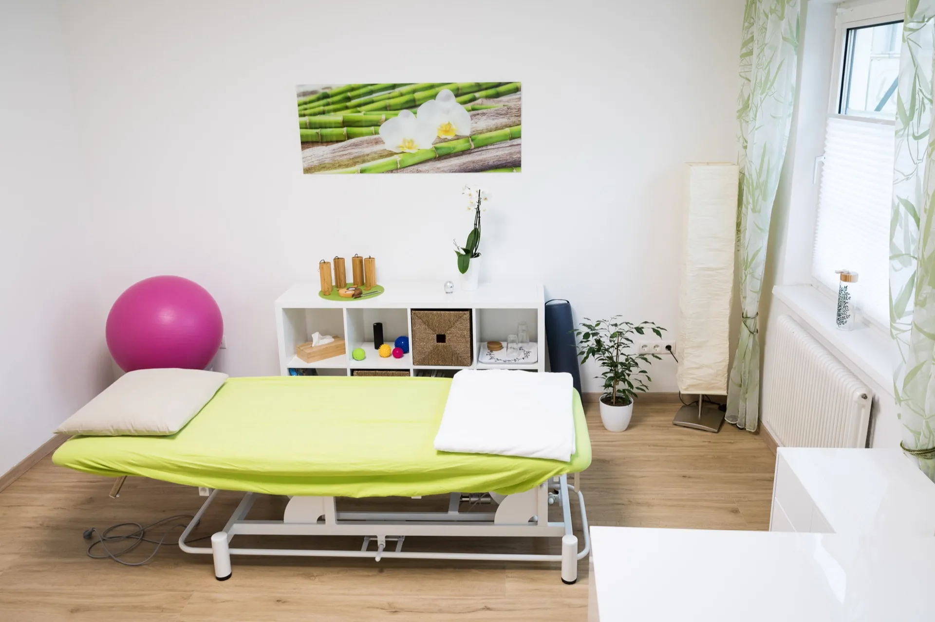 Behandlungsraum der Physiotherapie-Praxis